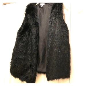 Sale Today Only! Black Faux Fur Vest,Size Medium